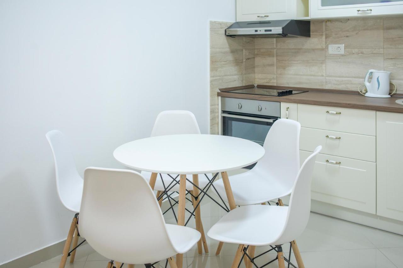 Apartmani Seka แฮร์เซ็ก-โนวี ภายนอก รูปภาพ